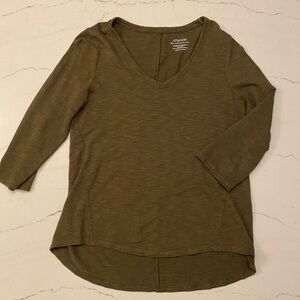 Chico’s Ultimate Tee in Olive